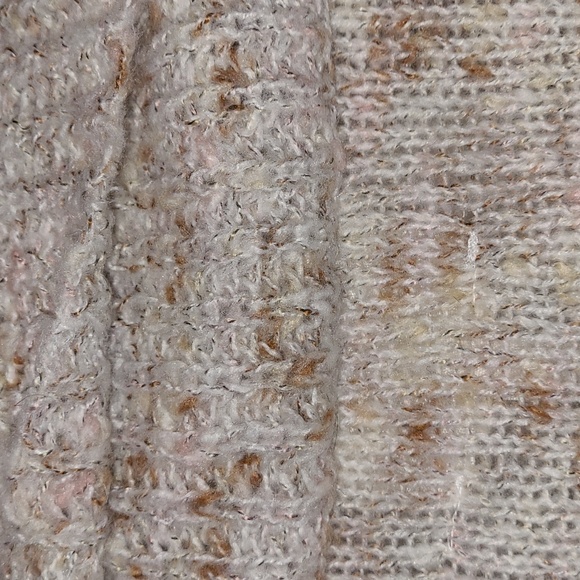 Jessica Simpson Sweater - Picture 8 of 8